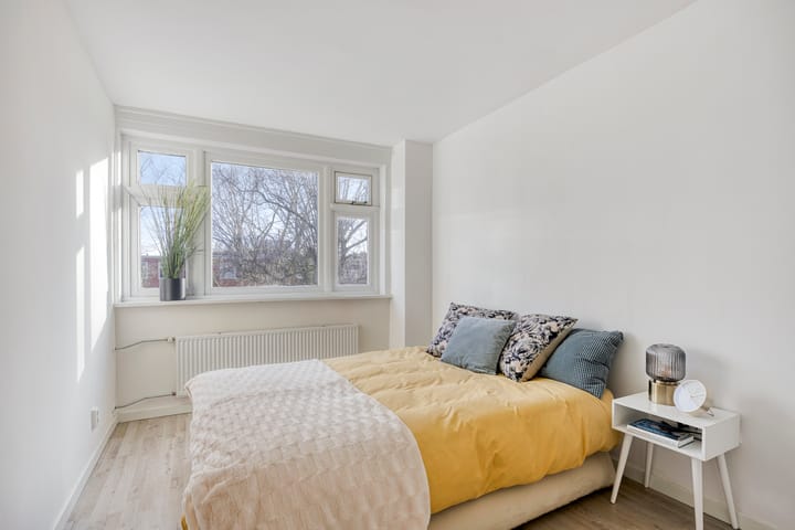 Foto 24 van Van Hamelstraat 25-B