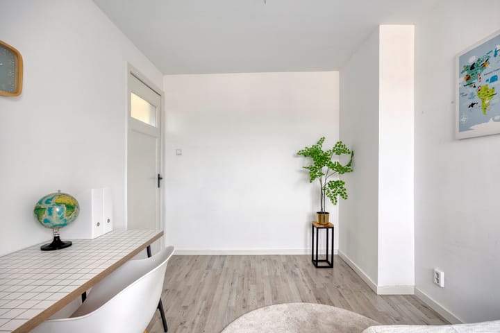 Foto 29 van Van Hamelstraat 25-B