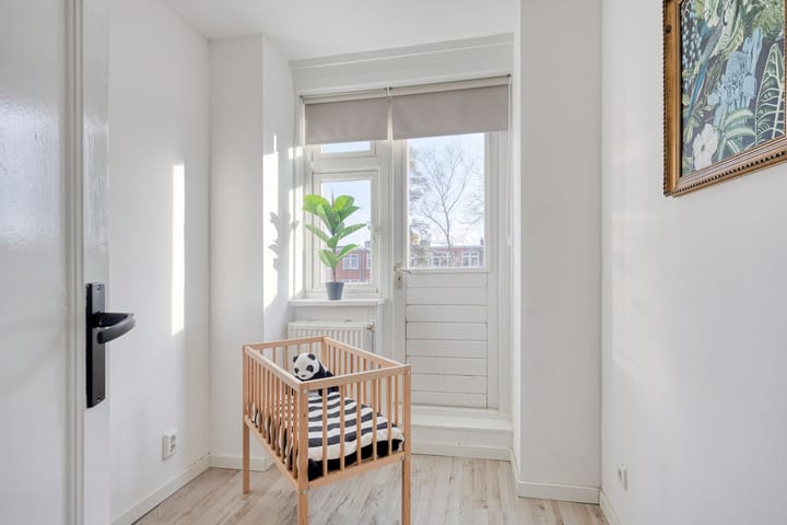 Foto 30 van Van Hamelstraat 25-B