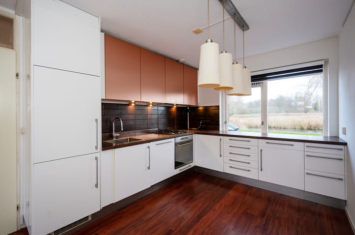 Foto 4 van Waterleliestraat 30