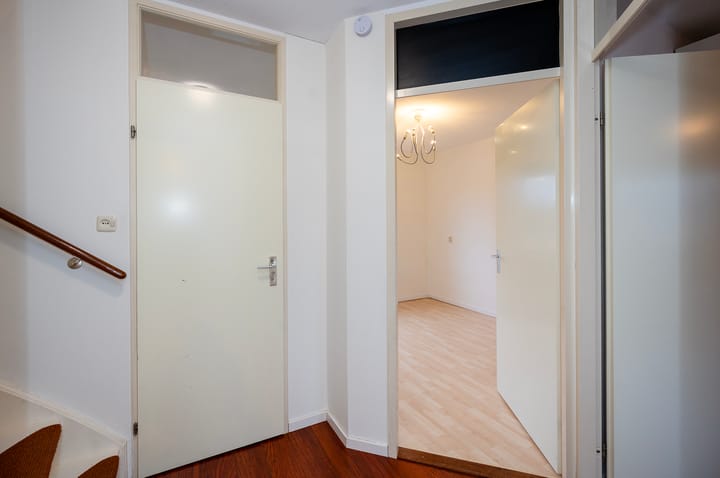 Foto 15 van Waterleliestraat 30