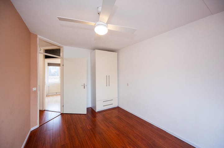 Foto 17 van Waterleliestraat 30