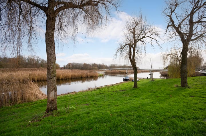 Foto 30 van Waterleliestraat 30