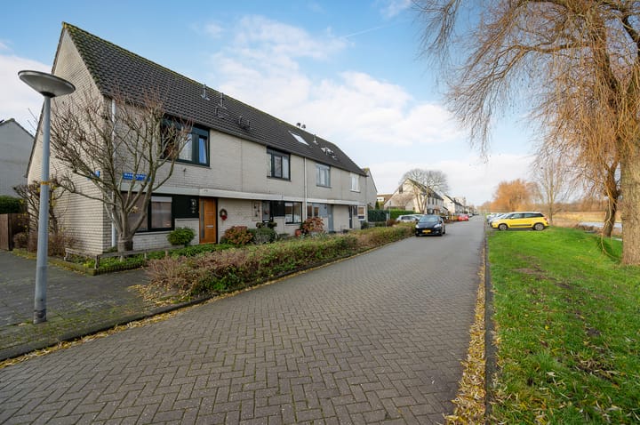 Foto 31 van Waterleliestraat 30