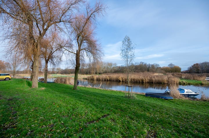 Foto 33 van Waterleliestraat 30