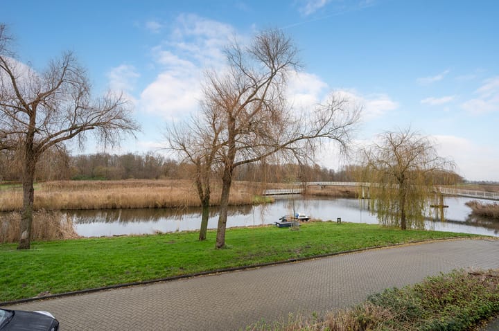 Foto 36 van Waterleliestraat 30