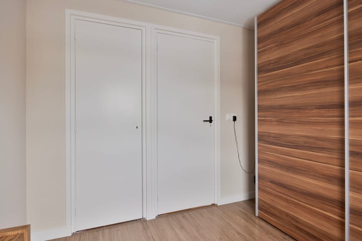 Foto 23 van Vennen 64