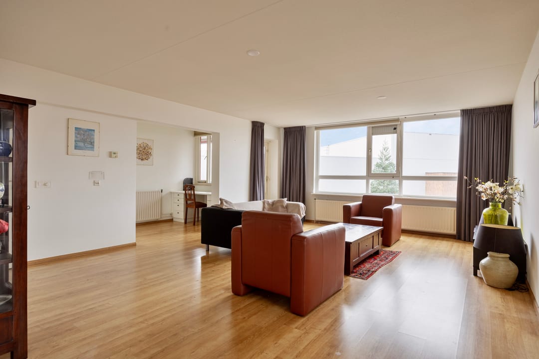 Foto 13 van Waterlooplein 303