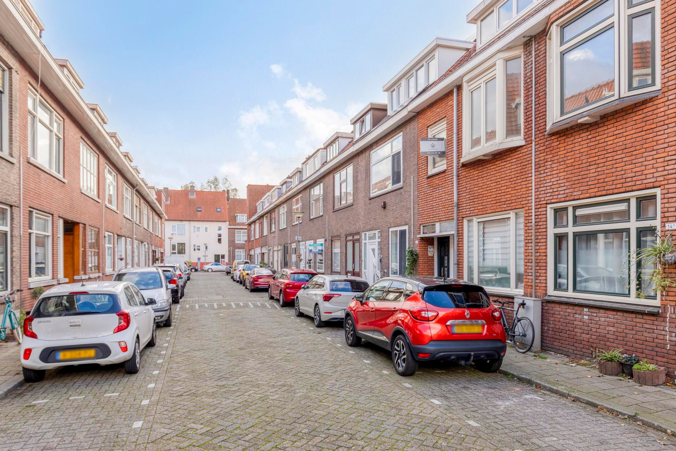 Photo 3 of Cartesiusstraat 16-B1