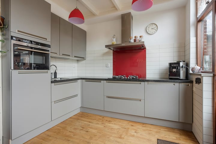 Photo 11 of Pauwstraat 13