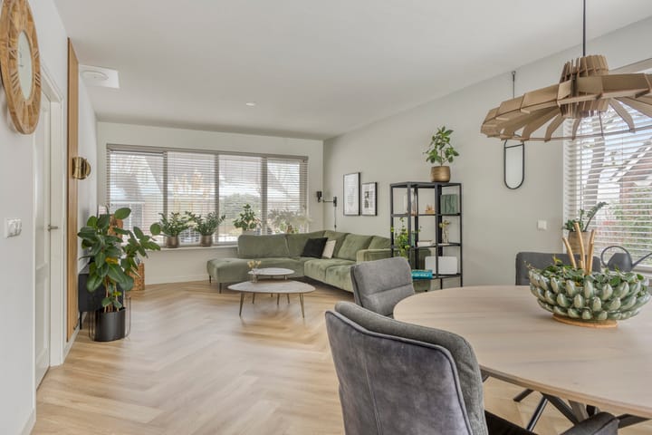 Foto 11 van Van Royenstraat 5