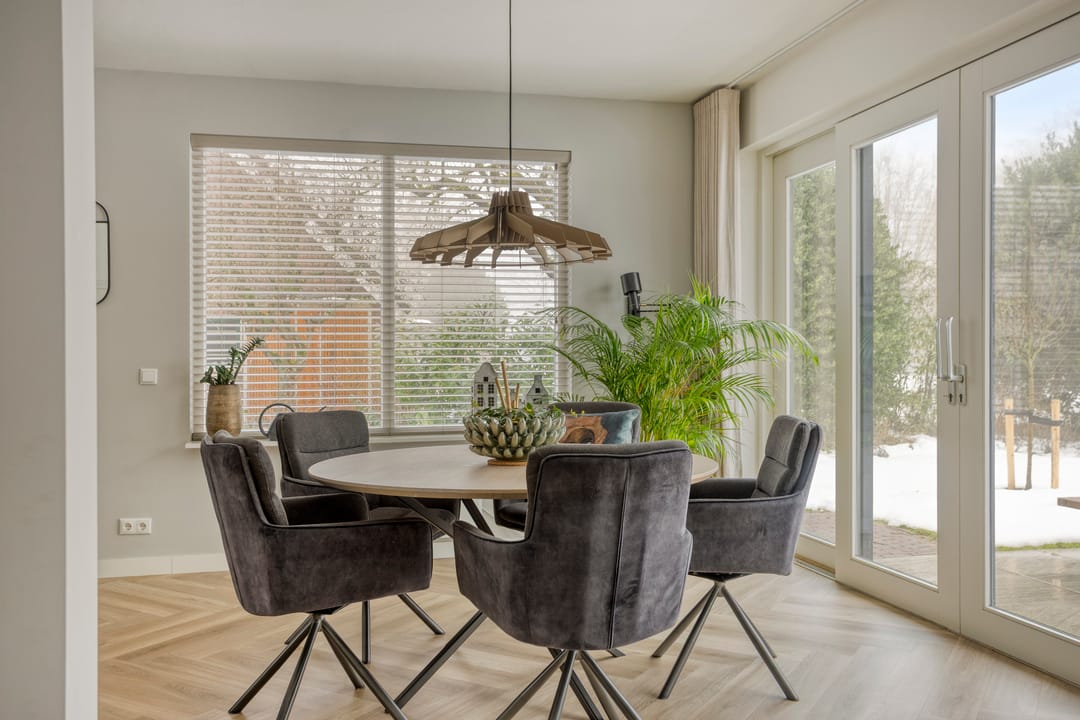 Foto 13 van Van Royenstraat 5