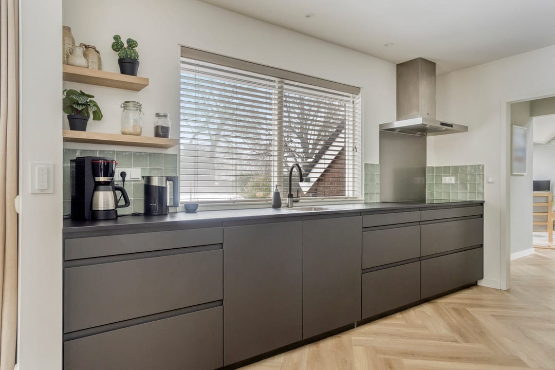 Foto 16 van Van Royenstraat 5