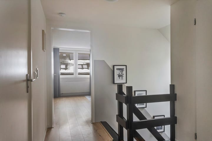 Foto 27 van Van Royenstraat 5