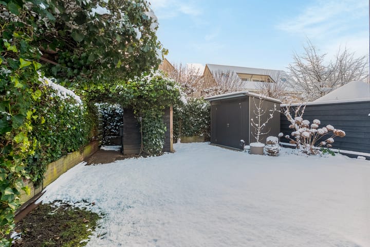 Photo 15 of Emmastraat 38