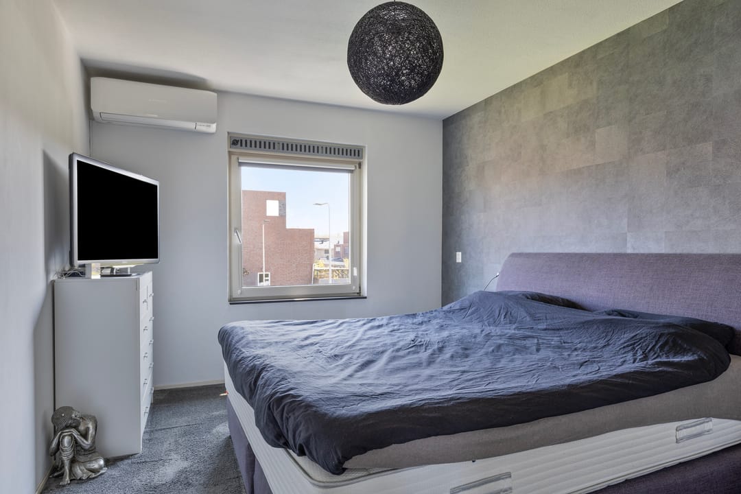 Photo 22 of W.F. Hermansstraat 80