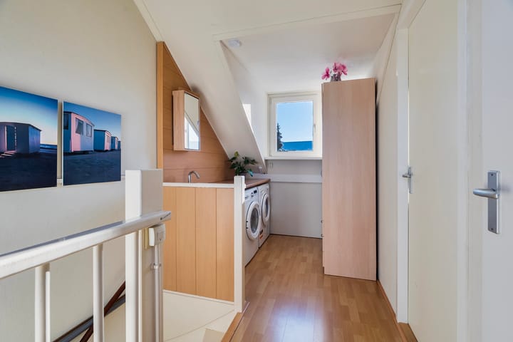 Photo 39 of Emmastraat 38