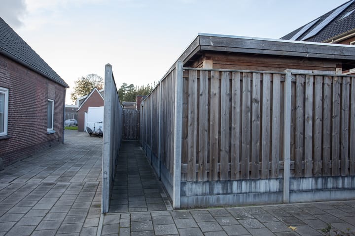 Foto 41 van Jan Jansweg 90-D