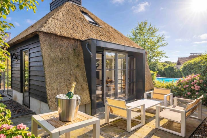 Photo 28 of Burgemeester Peecklaan 8-001