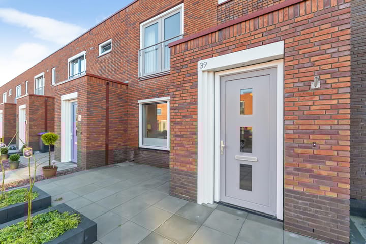 Photo 5 of Houwerdastraat 39