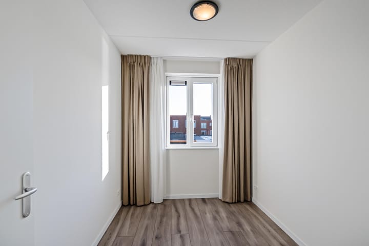 Photo 25 of Houwerdastraat 39