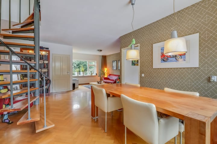 Foto 22 van Hans Memlingstraat 10