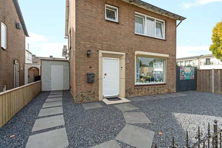 Foto 36 van Graaf Reinaldstraat 25