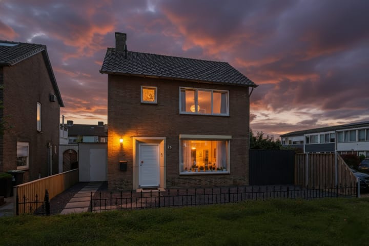 Graaf Reinaldstraat 25