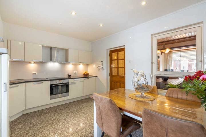 Foto 15 van De Wetstraat 7