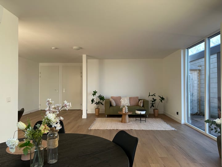 Photo 6 of Noordeinde 167-A6