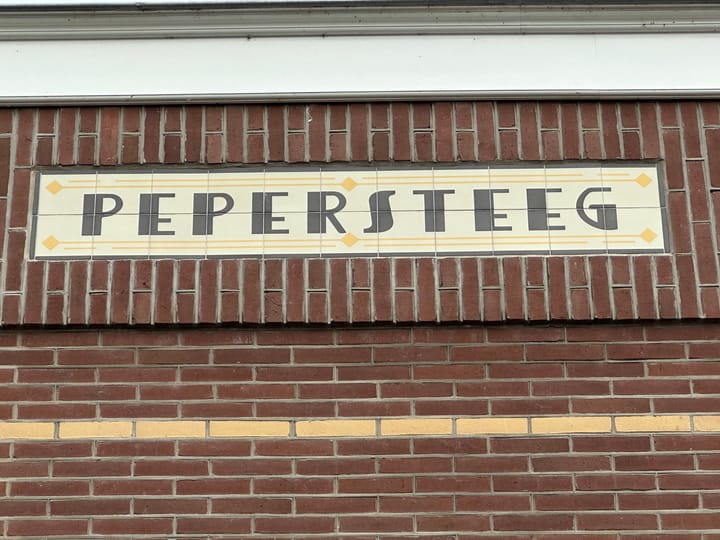 Photo 17 of Noordeinde 167-A6