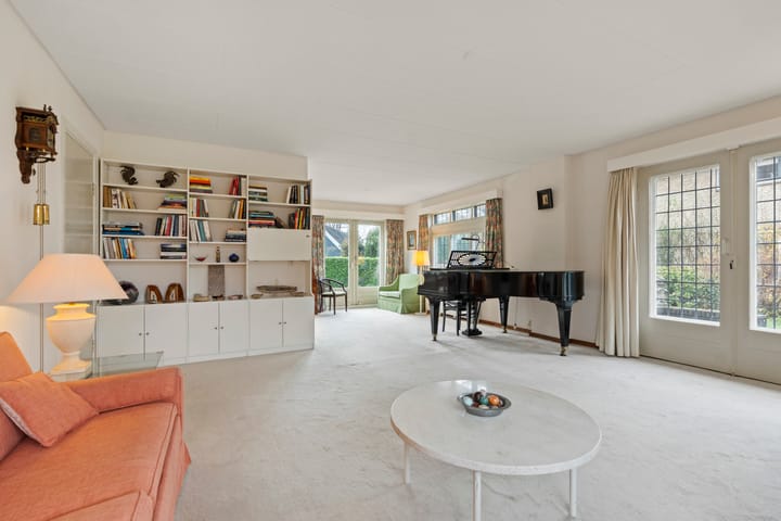 Foto 15 van Tromplaan 19