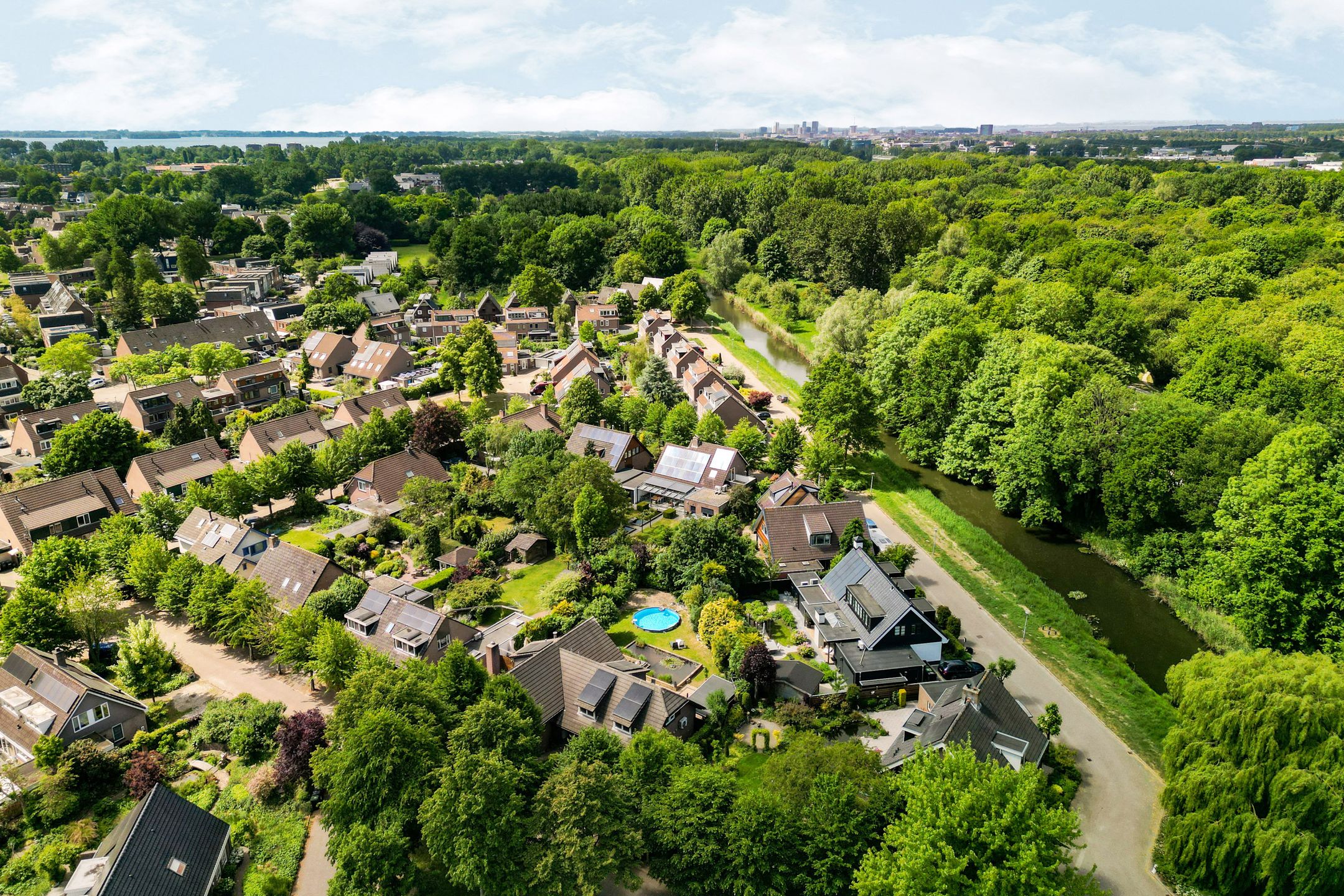 Photo 9 of Muidergouw 15