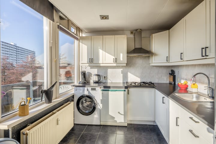 Photo 3 of Albert Cuypstraat 107