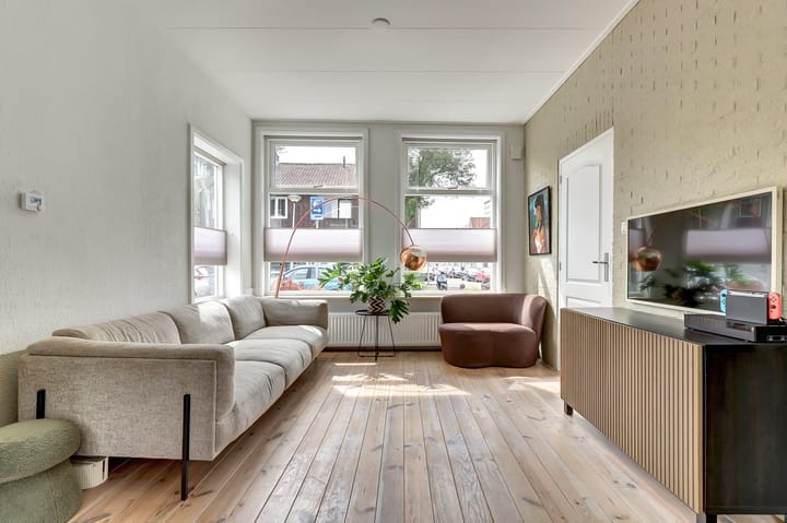 Photo 8 of Eerste Hieronymus van Alphenstraat 27