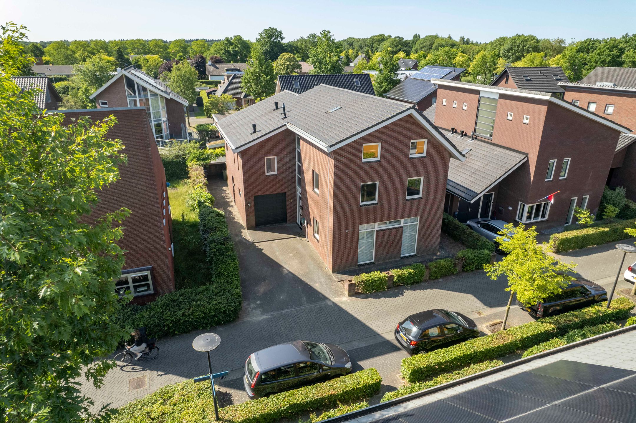 Buying a house in The Netherlands., Romeyn de Hooghestraat 14