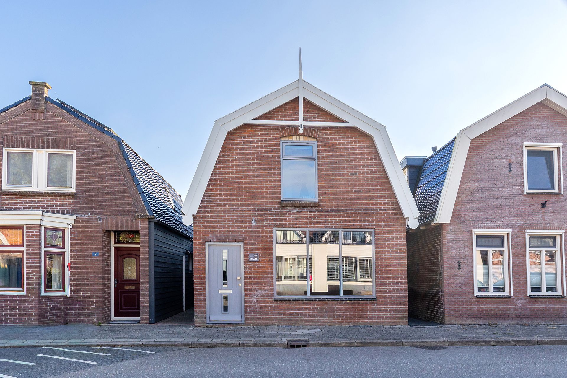 Buying a house in The Netherlands., Broekerhavenweg 193