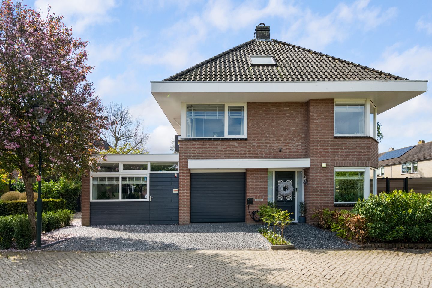 Photo 5 of Huibert van der Hoekpln 1