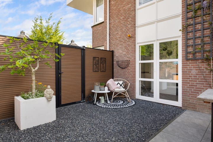 Photo 23 of Huibert van der Hoekpln 1