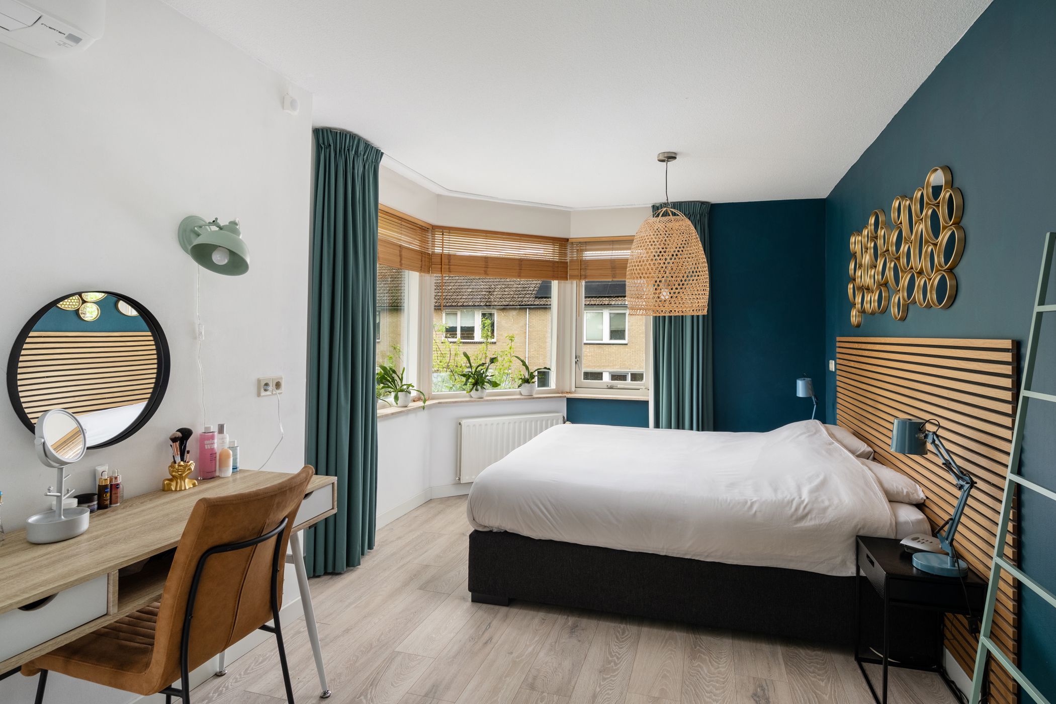 Photo 36 of Huibert van der Hoekpln 1