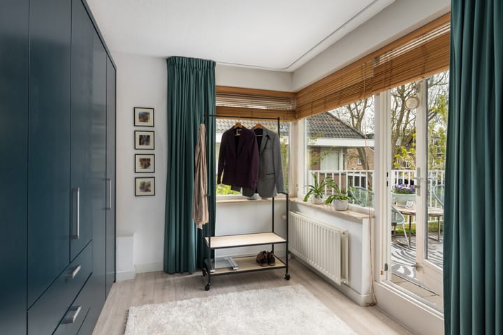 Photo 38 of Huibert van der Hoekpln 1