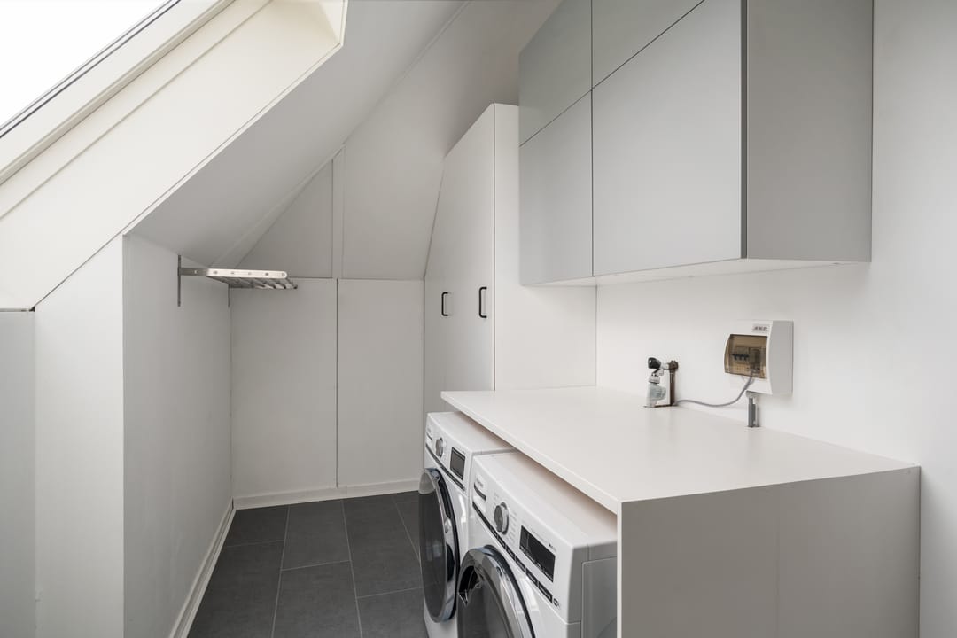 Photo 56 of Huibert van der Hoekpln 1