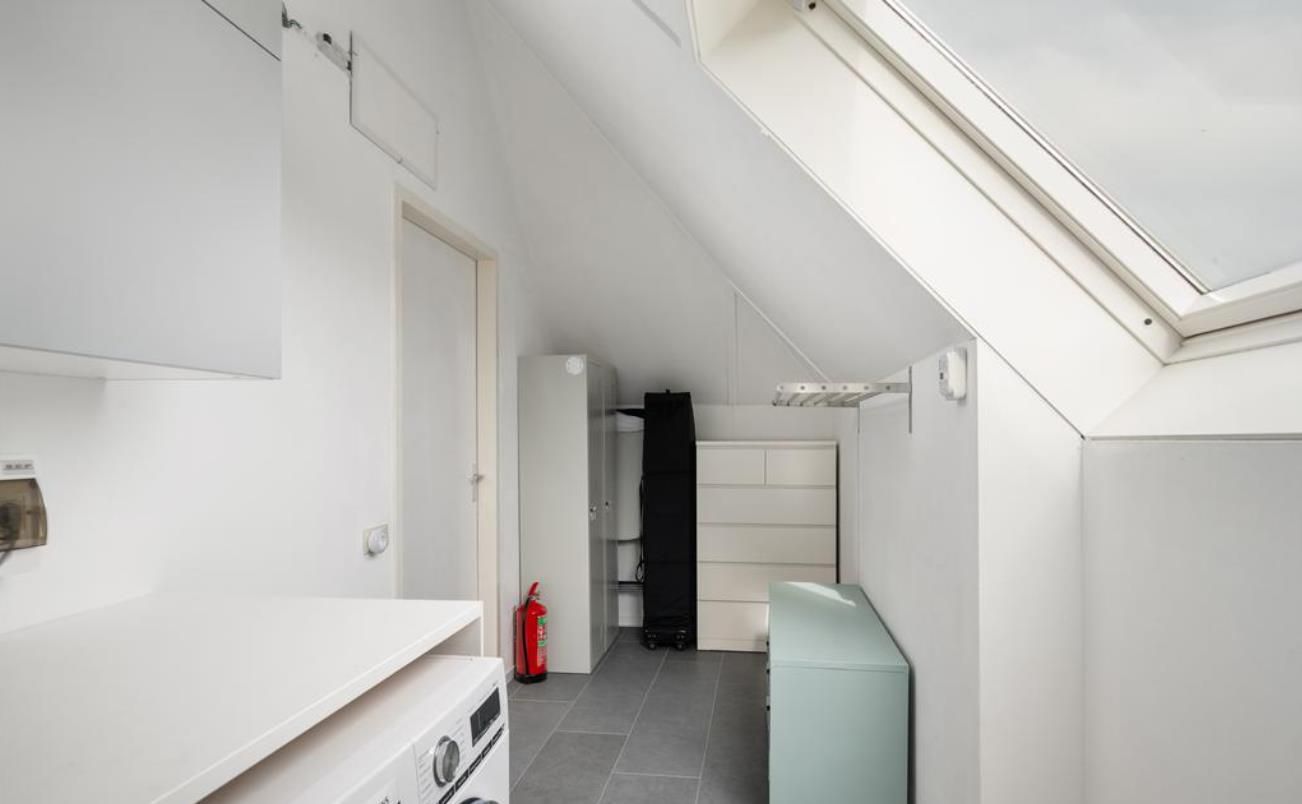 Photo 57 of Huibert van der Hoekpln 1