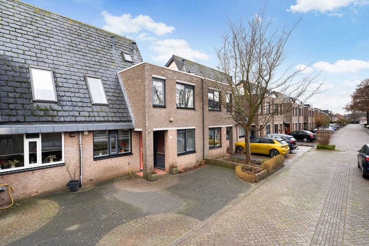 Foto 6 van Van Gochstraat 79