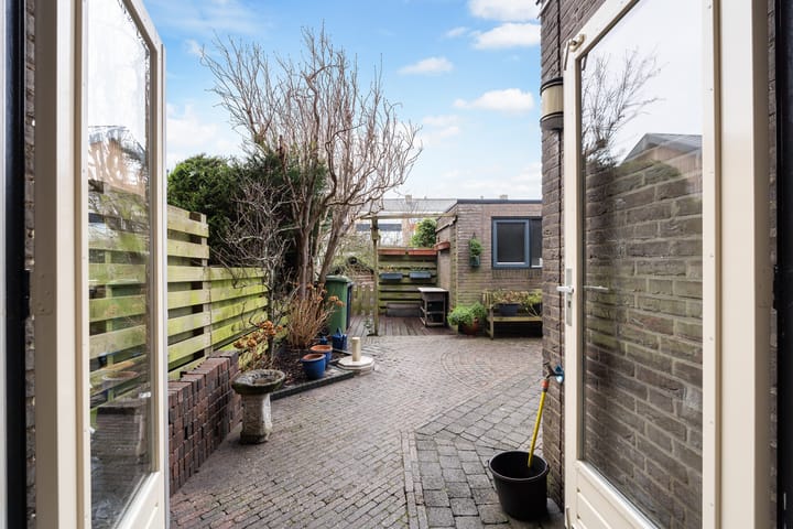 Foto 18 van Van Gochstraat 79