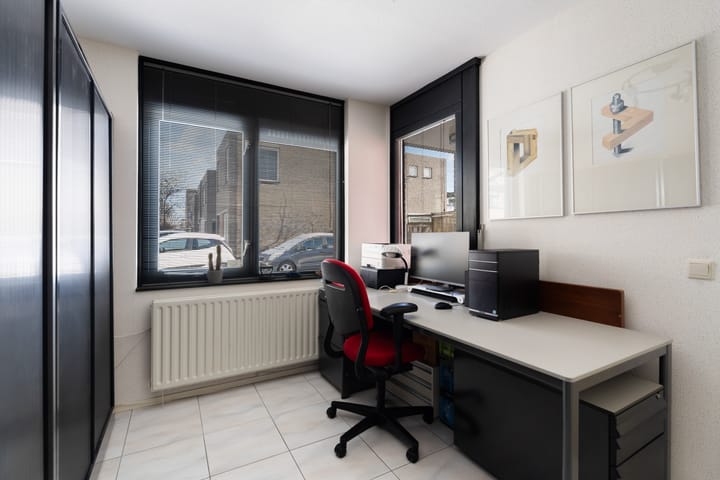 Foto 22 van Van Gochstraat 79