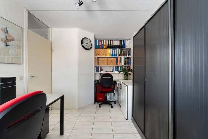 Foto 24 van Van Gochstraat 79