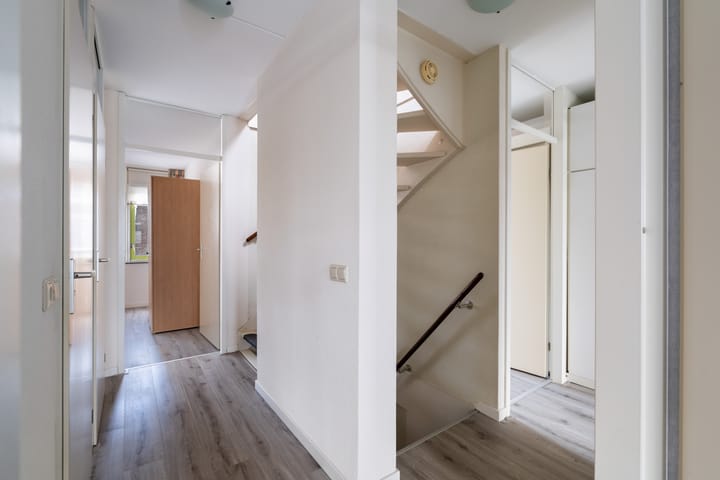 Foto 26 van Van Gochstraat 79