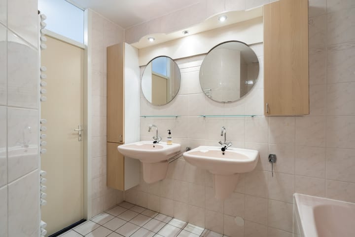 Foto 35 van Van Gochstraat 79