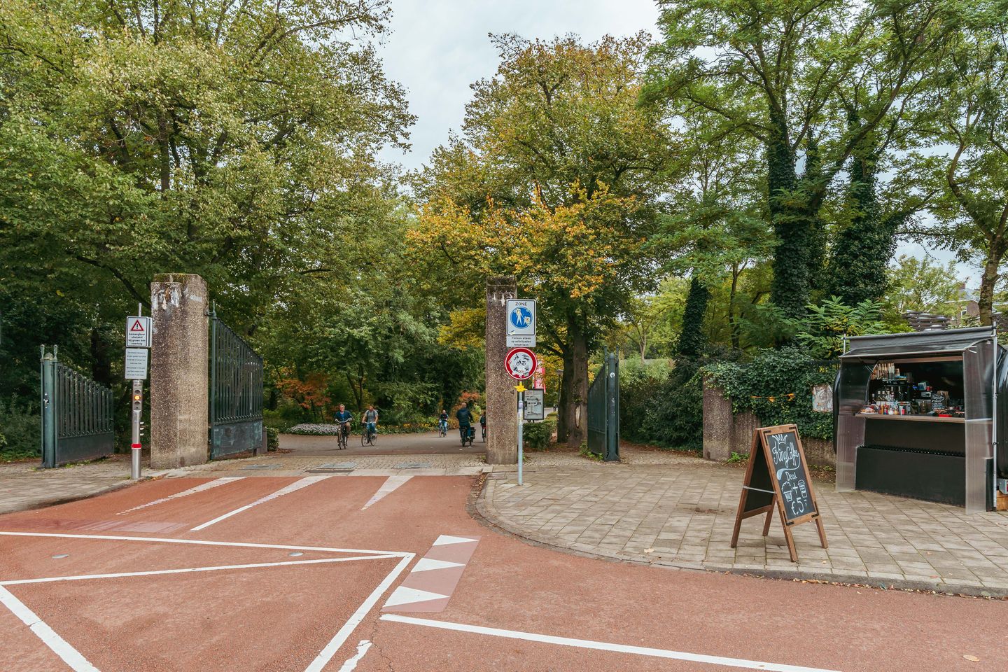 Photo 19 of Woestduinstraat 9-1